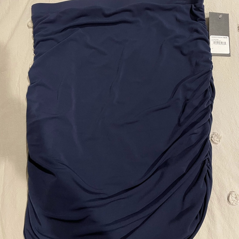 NWT Navy Ruched Mini Skirt, Sz M
